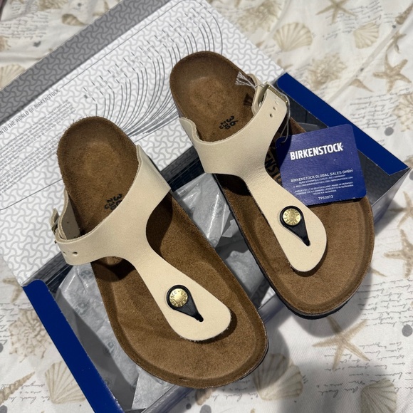 Birkenstock - Picture 1 of 3